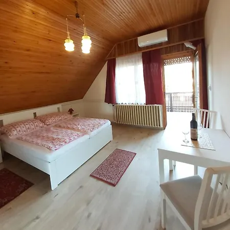 Marika-lak Apartment