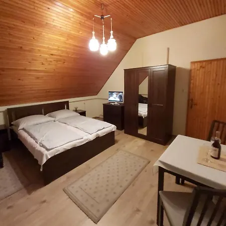 Marika-lak Apartment *