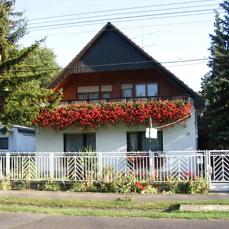 Apartment Marika-lak *